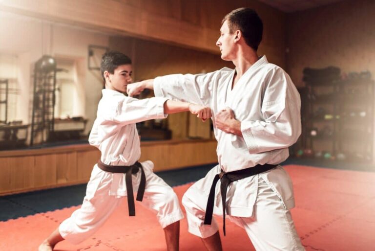 Read more about the article Benefits of Joining Adult Karate Classes